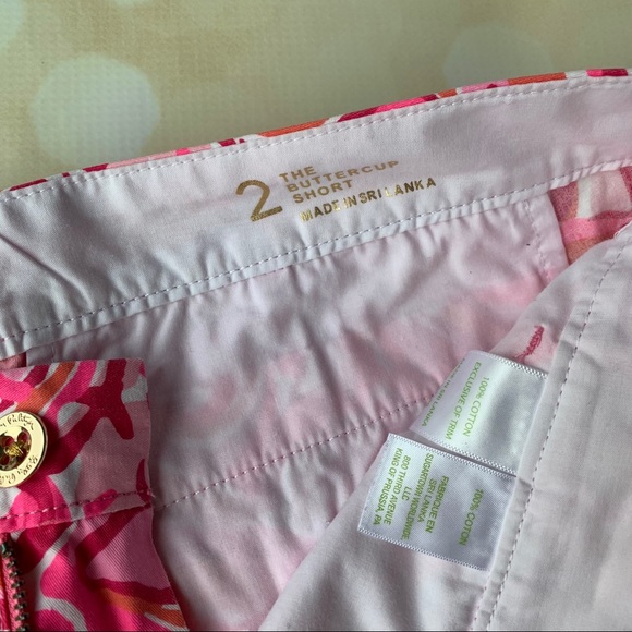 Lilly Pulitzer Buttercup shorts 2 - Picture 4 of 5
